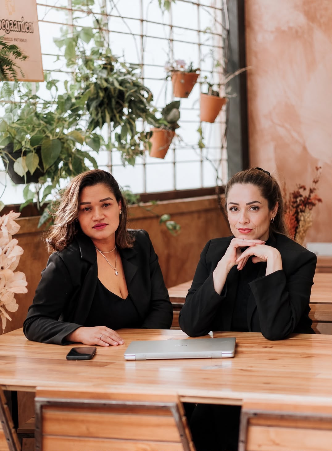 Patrícia Cardoso e Graziele Bazola